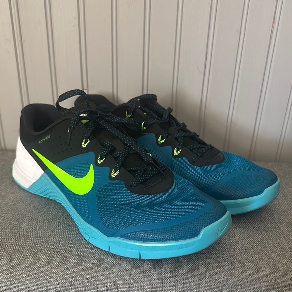 Nike Blue and Green Athletic Shoes